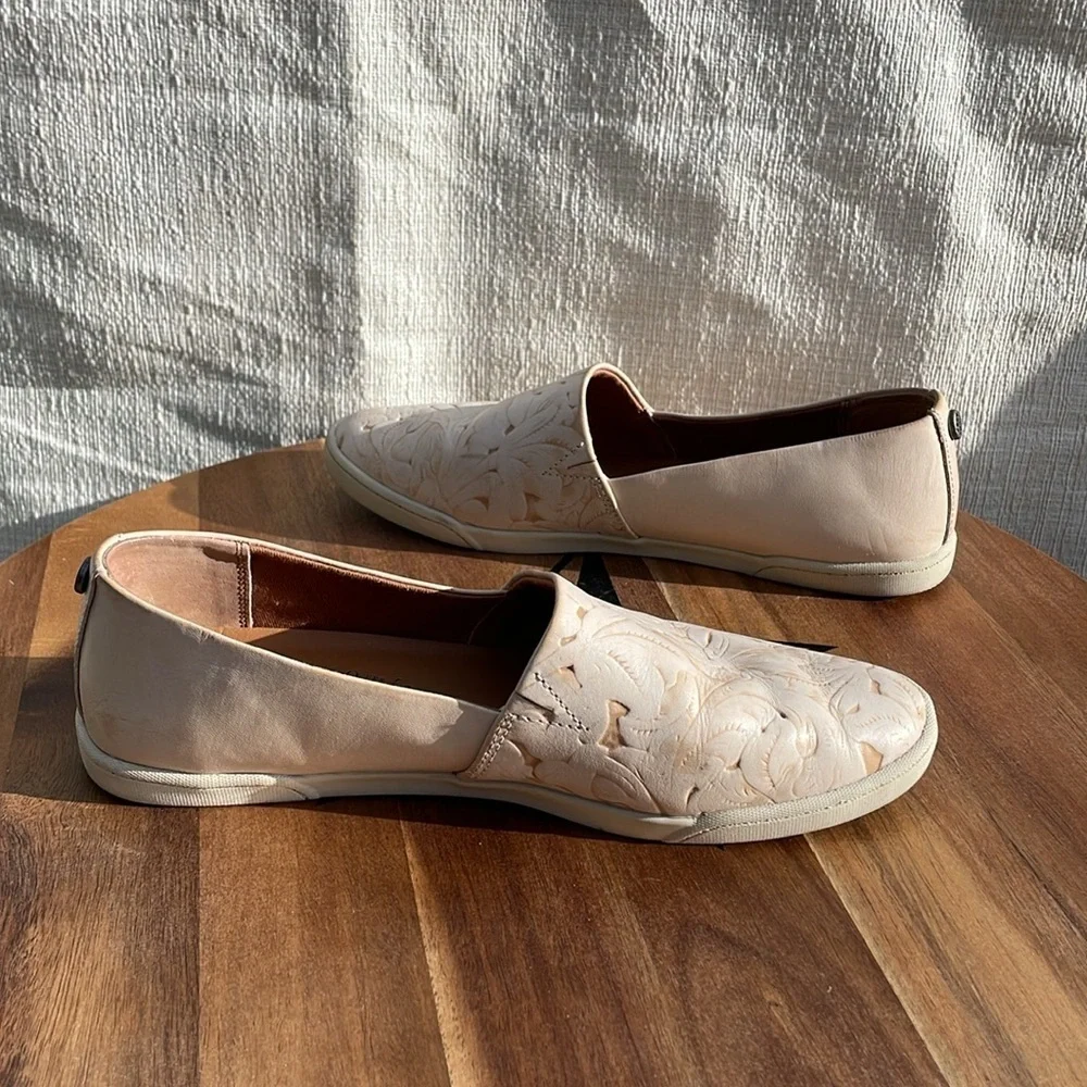 Patricia Nash Lola Ivory US Women's 7.5 M